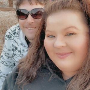 Meet your Posher, Felicia